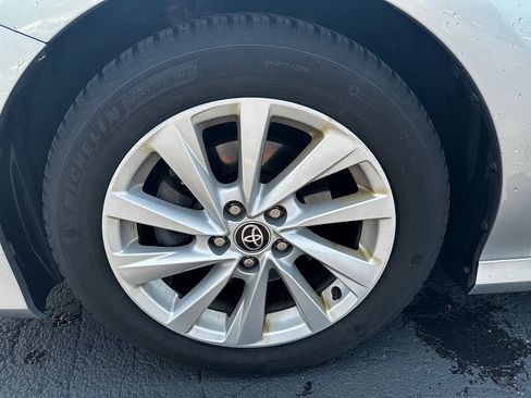 Used 2022 Toyota Camry LE w/ Cold Weather Package AWD/4WD image 9