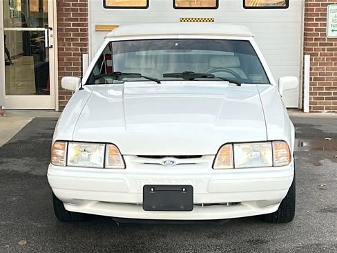 Used 1993 Ford Mustang LX RWD image 6