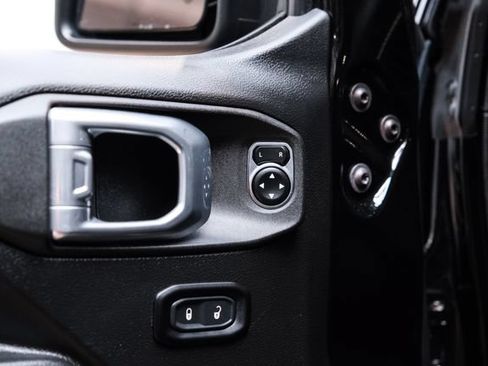 Used 2021 Jeep Wrangler Unlimited Rubicon AWD/4WD image 80