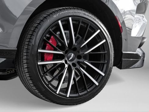 Used 2024 Aston Martin DBX 707 image 62