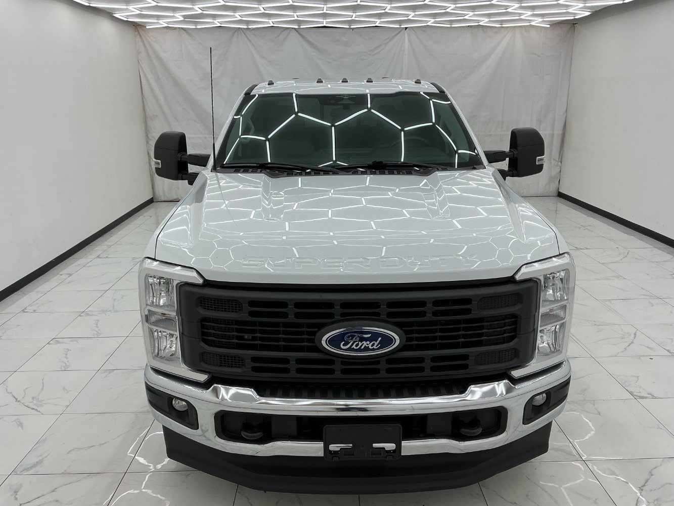 Used 2023 Ford F350 XL AWD/4WD image 7