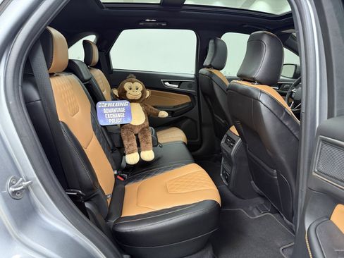 Used 2024 Ford Edge Titanium w/ Titanium Elite Package image 29