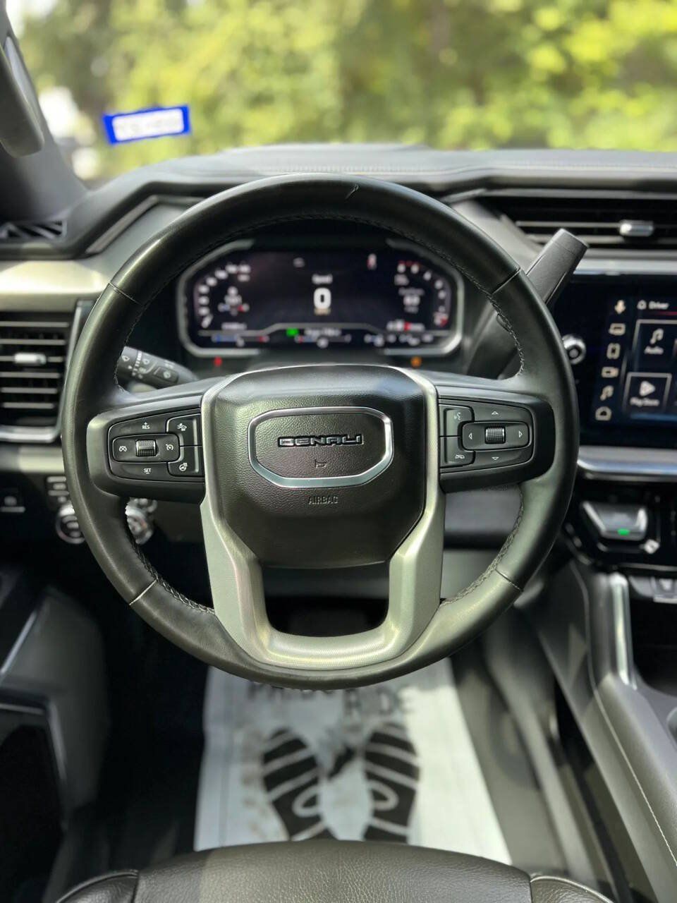 Used 2024 GMC Sierra 3500 Denali w/ Technology Package AWD/4WD image 16