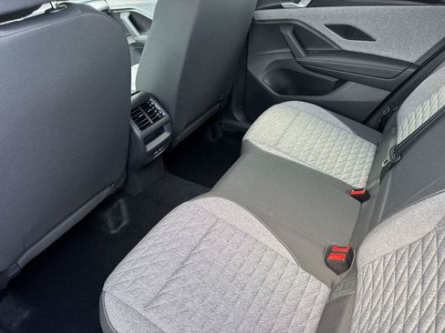 New 2026 Volkswagen Tiguan S FWD image 11