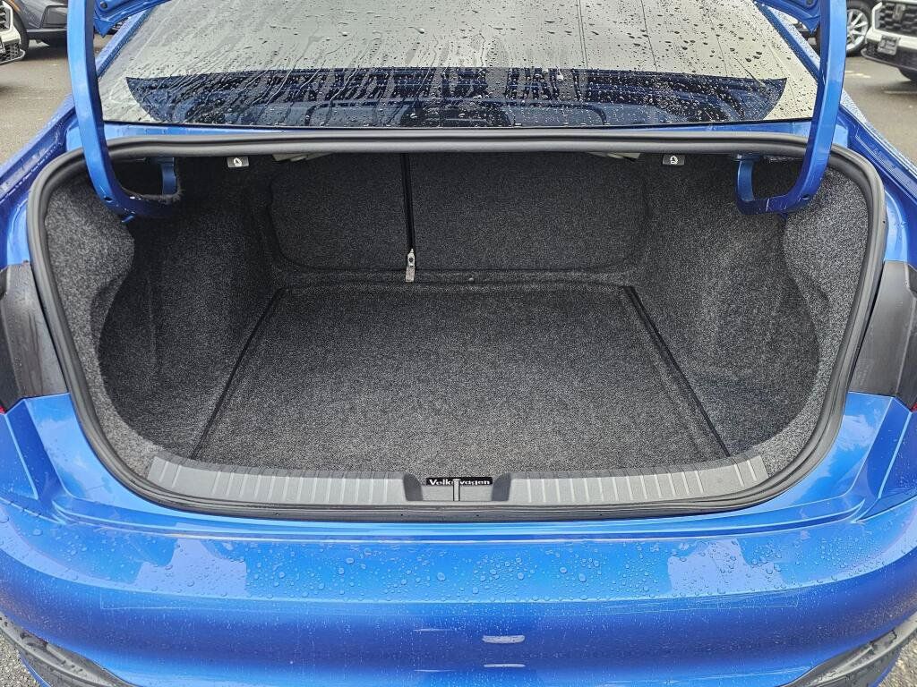 Used 2022 Volkswagen Jetta S FWD image 16
