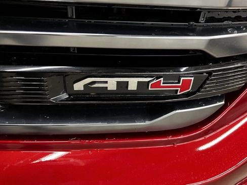 Used 2025 GMC Sierra 1500 AT4 w/ AT4 Preferred Package image 8