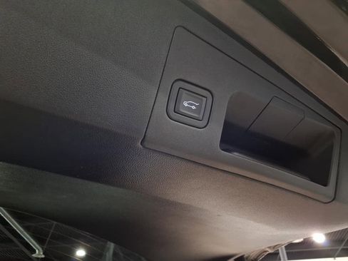 Used 2023 Cadillac XT5 Sportv w/ Technology Package image 14