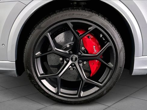 Used 2025 Audi RS Q8 performance image 11