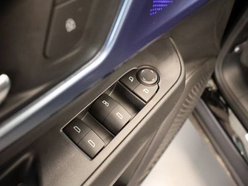 New 2026 Chevrolet Equinox EV LT FWD image 11