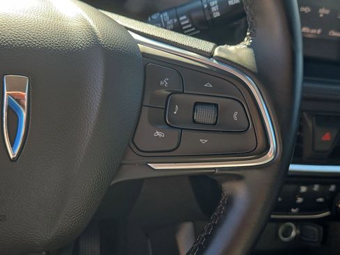 Used 2024 Buick Encore GX Sport Touring image 19