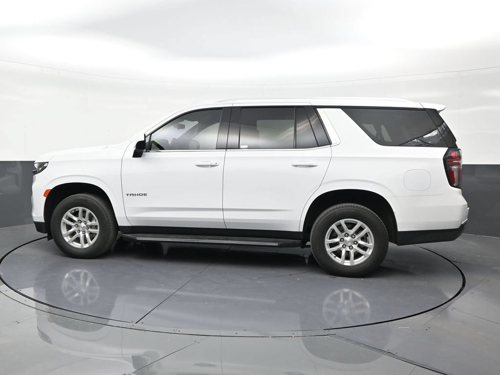 Used 2024 Chevrolet Tahoe LS RWD image 2
