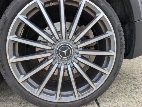 Used 2021 Mercedes-Benz GLB 35 AMG 4MATIC image 8