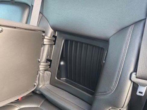 Used 2023 GMC Sierra 3500 Denali w/ Denali Black Diamond Edition image 17