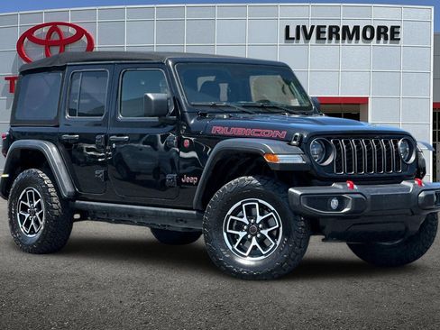 Used 2024 Jeep Wrangler Rubicon w/ Convenience Group image 2