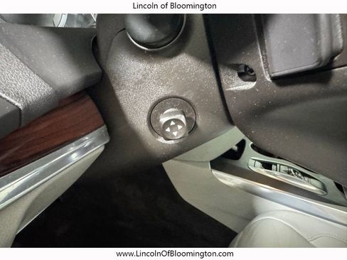 Used 2016 Acura MDX SH-AWD image 33