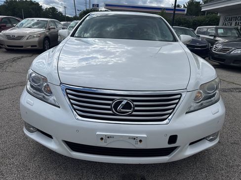 Used 2011 Lexus LS 460 w/ Luxury Value Edition RWD image 23