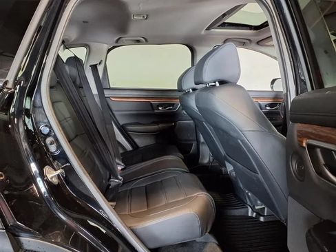 Used 2022 Honda CR-V Touring image 11