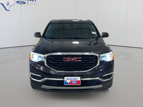 Used 2018 GMC Acadia SLE FWD image 2
