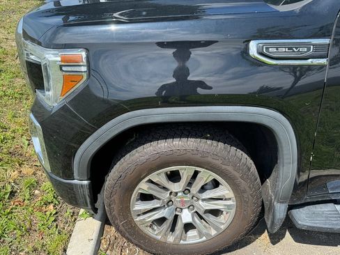 Used 2020 GMC Sierra 1500 Denali w/ Technology Package AWD/4WD image 9