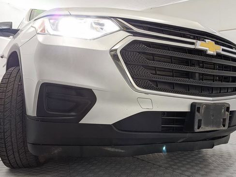 Used 2019 Chevrolet Traverse LS AWD/4WD image 25