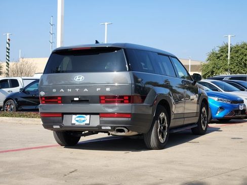 Used 2025 Hyundai Santa Fe SE image 8