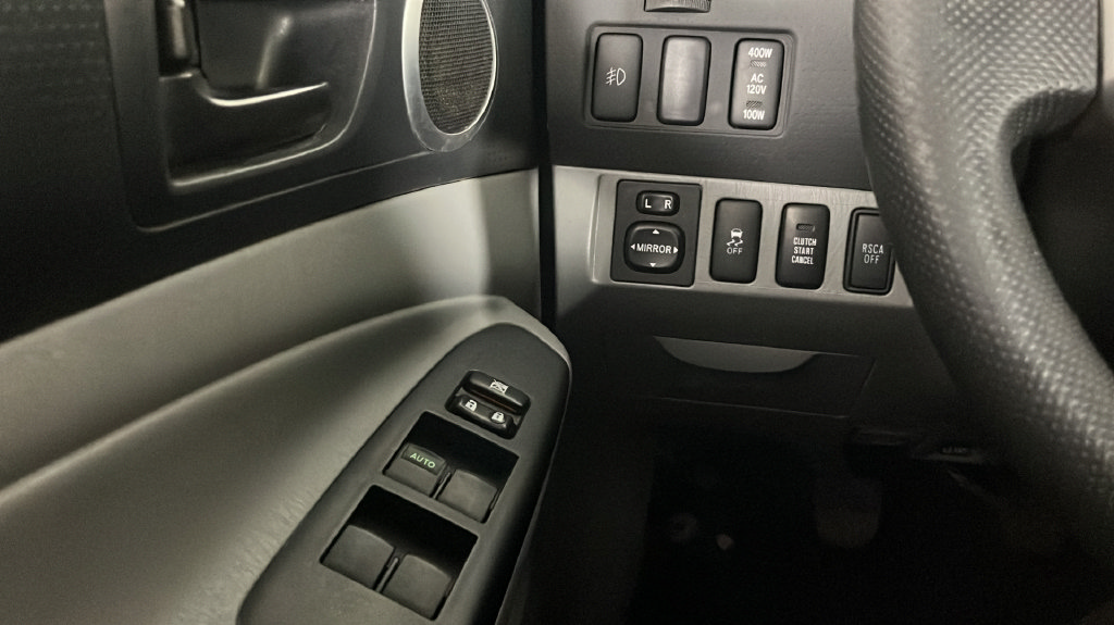 Used 2015 Toyota Tacoma 4x4 Double Cab w/ TRD Sport Package image 28