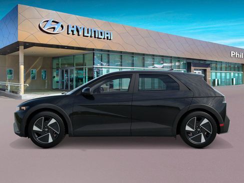 New 2026 Hyundai Ioniq 5 SEL AWD/4WD image 3