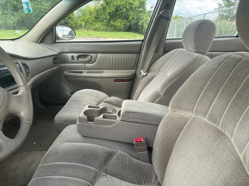 Used 2003 Buick Century Custom w/ Preferred Equipment Group 1SB FWD image 31