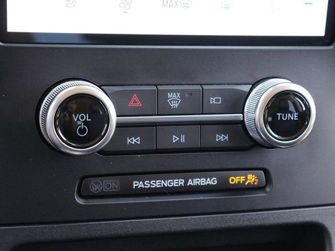 Used 2024 Ford Edge Titanium AWD/4WD image 44