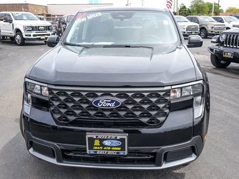 Certified 2025 Ford Maverick XLT w/ XLT Luxury Package AWD/4WD image 4