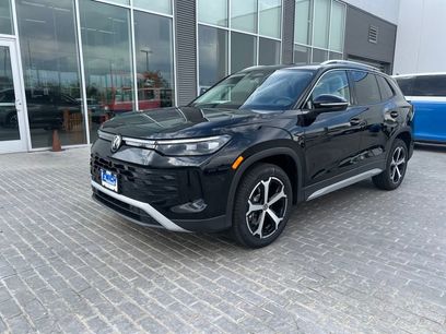 New 2025 Volkswagen Tiguan SE