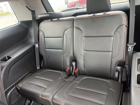 Used 2023 GMC Acadia AT4 w/ Technology Package image 36