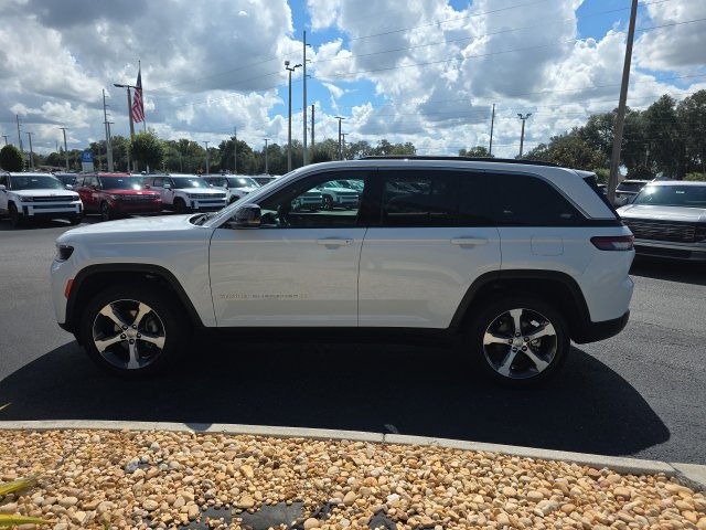 Used 2026 Jeep Grand Cherokee Limited AWD/4WD image 22