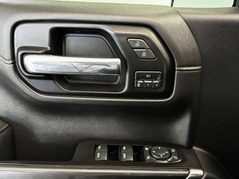 Used 2019 GMC Sierra 1500 AT4 w/ AT4 Premium Package AWD/4WD image 16