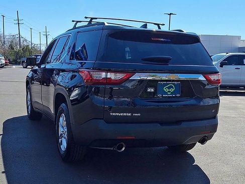 Certified 2021 Chevrolet Traverse LT image 9