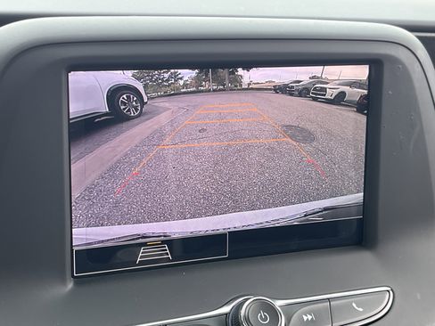 Used 2023 Chevrolet Camaro LT RWD image 3