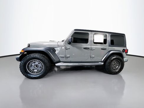 Used 2019 Jeep Wrangler Unlimited Sport S AWD/4WD image 9