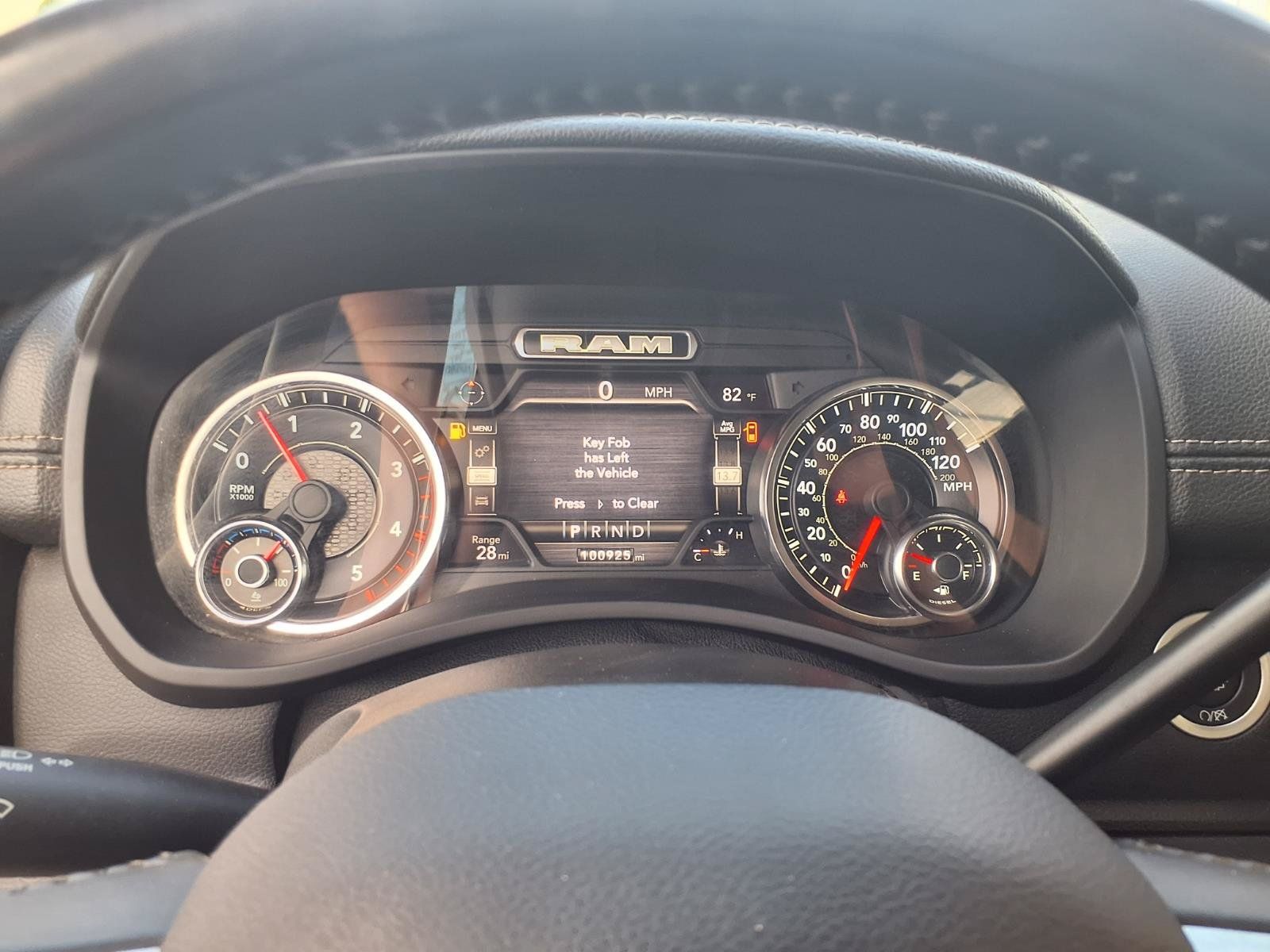 Used 2022 RAM 2500 Laramie AWD/4WD image 16