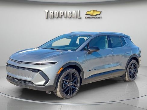 New 2026 Chevrolet Equinox EV LT image 1