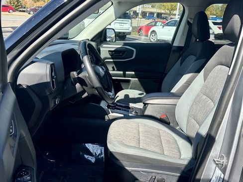 Used 2021 Ford Bronco Sport Big Bend w/ Big Bend Package image 12