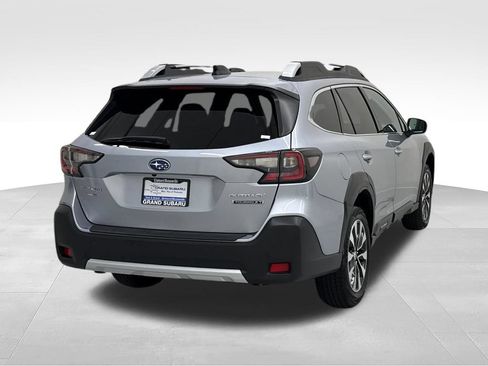 Certified 2024 Subaru Outback Touring XT AWD/4WD image 7