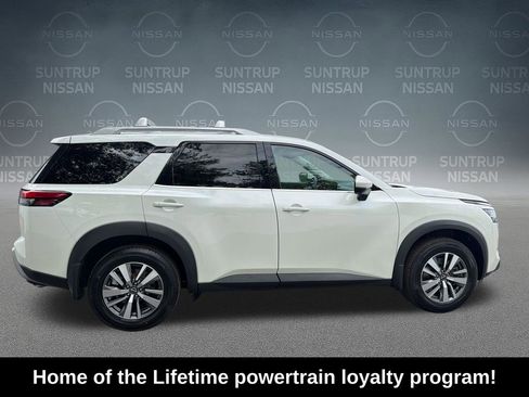 Used 2024 Nissan Pathfinder SL w/ Cargo Package AWD/4WD image 7