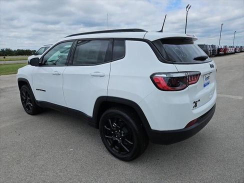 New 2026 Jeep Compass Latitude AWD/4WD image 34