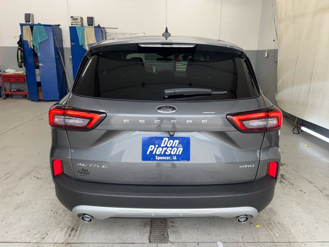 Used 2025 Ford Escape Active AWD/4WD image 5