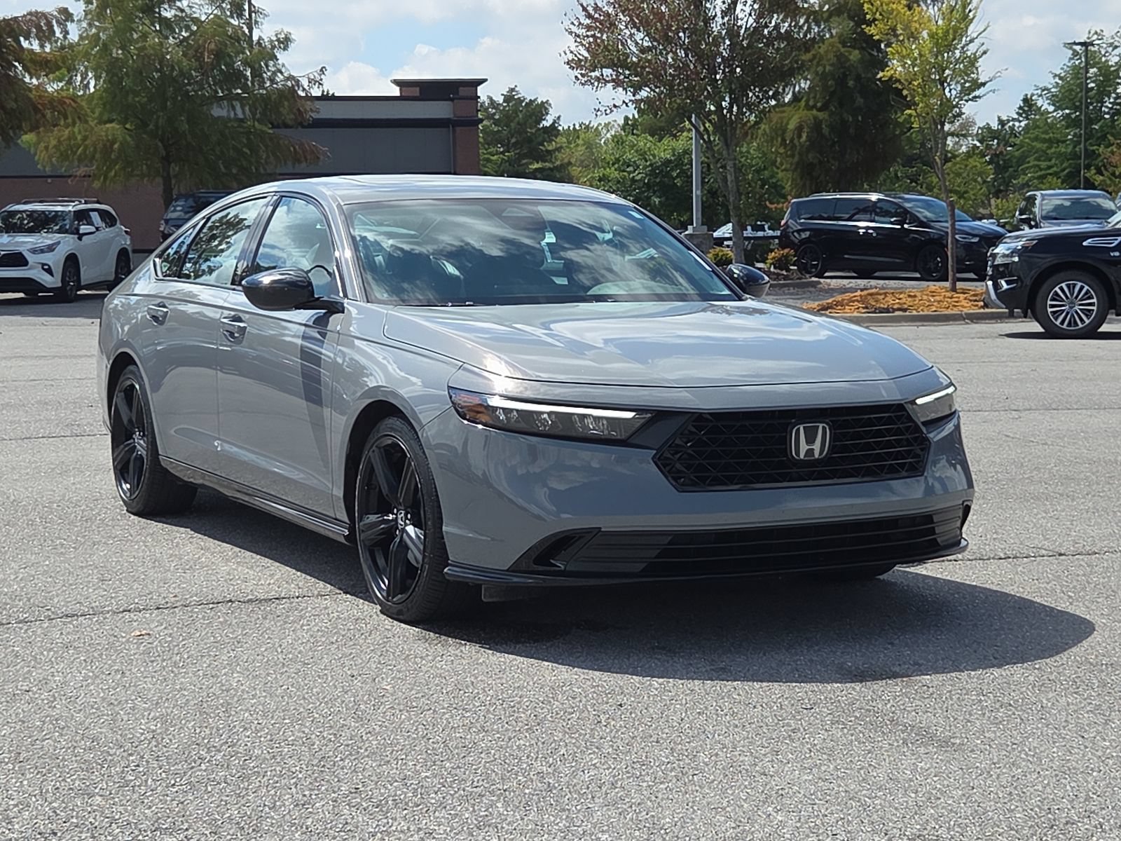 Used 2024 Honda Accord Sport image 1