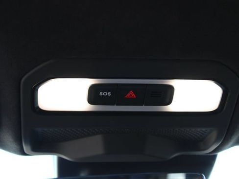 Used 2024 Rivian R1S Adventure AWD/4WD image 21
