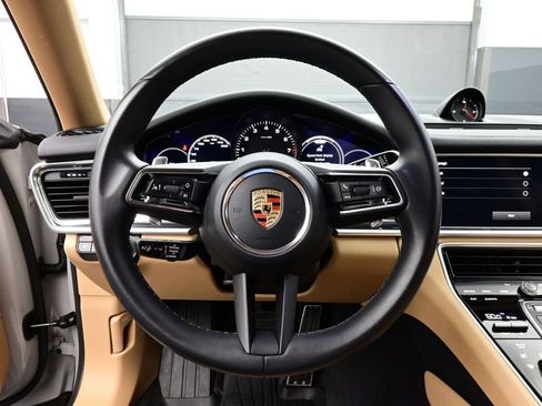 Certified 2023 Porsche Panamera 4S AWD/4WD image 8