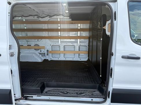 Used 2025 Ford Transit 250 Low Roof w/ Exterior Upgrade Package RWD image 15