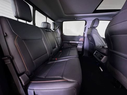 New 2026 Ford F250 Lariat w/ Black Appearance Package image 34