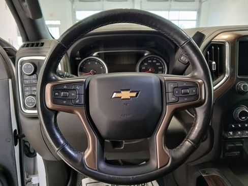 Used 2023 Chevrolet Silverado 3500 High Country w/ Technology Package image 19